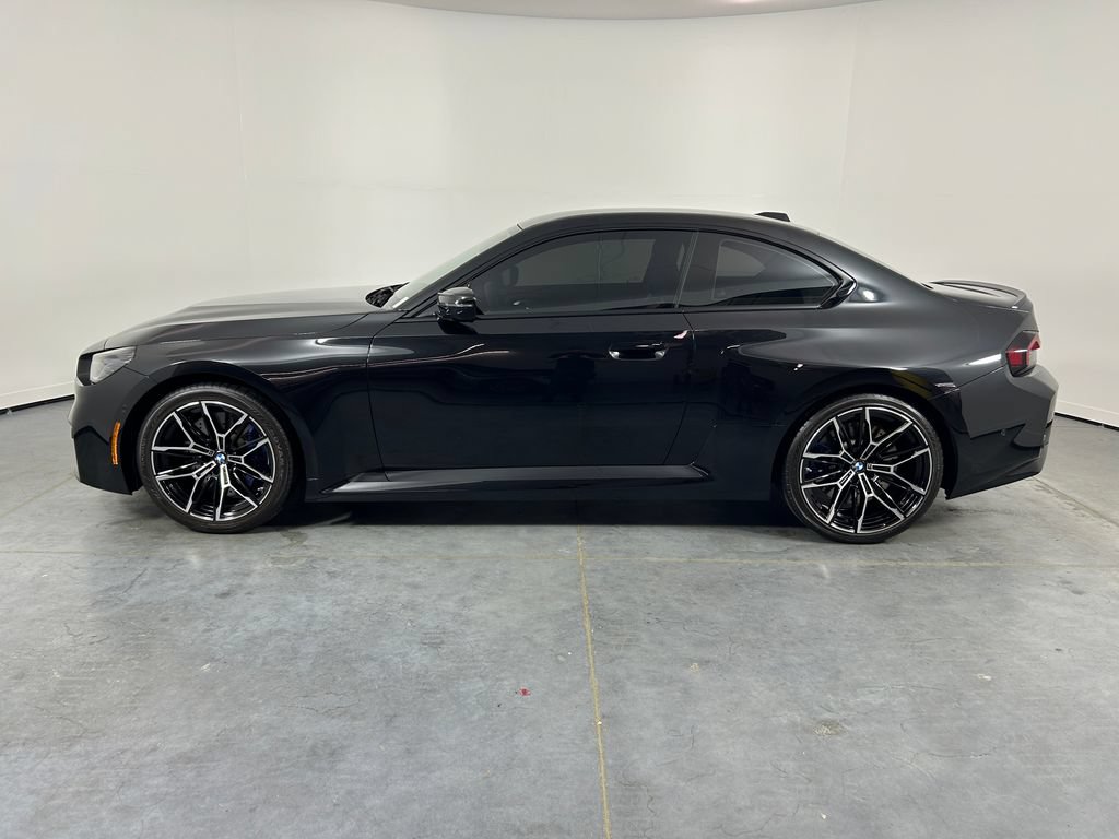 Used 2025 BMW M2 w/ Lighting Package RWD image 2