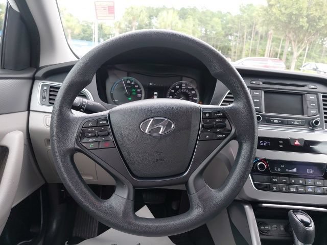 Used 2016 Hyundai Sonata SE FWD image 11