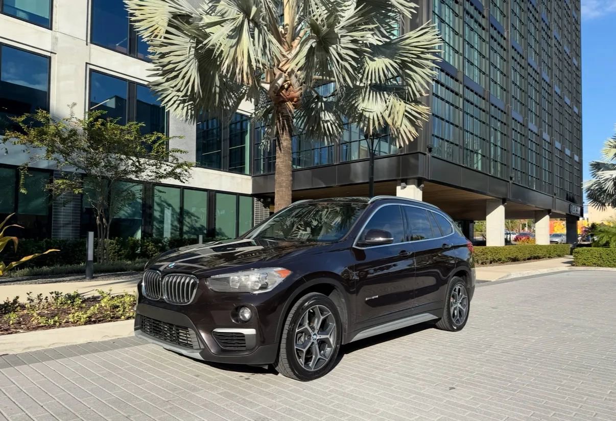 Used 2018 BMW X1 sDrive28i image 1