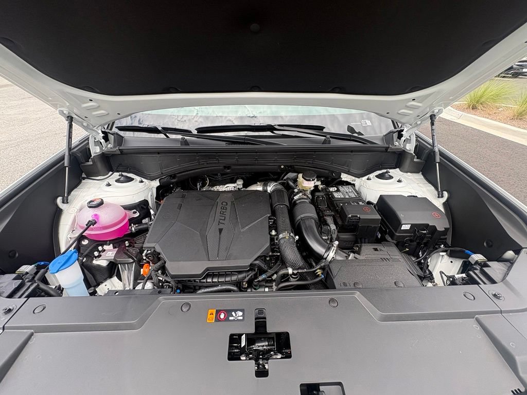 New 2026 Hyundai Santa Fe Limited FWD image 29
