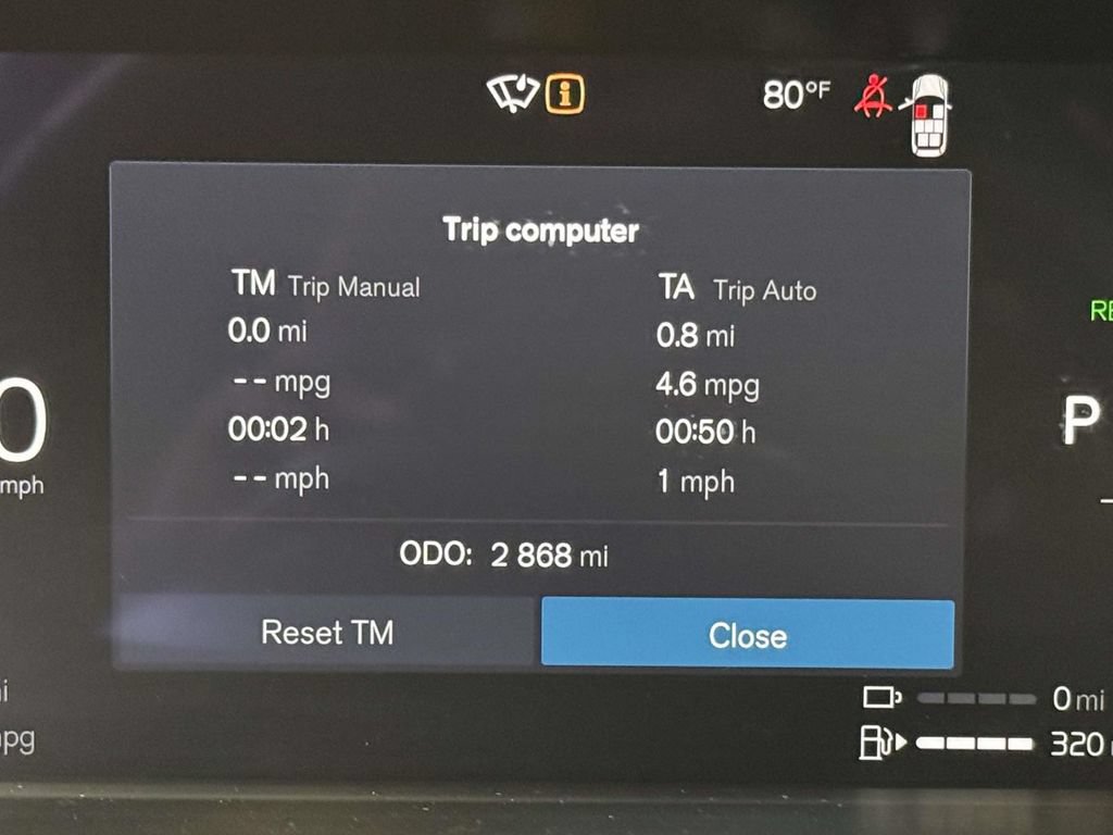Certified 2025 Volvo XC90 T8 Plus w/ Protection Package Premier AWD/4WD image 5
