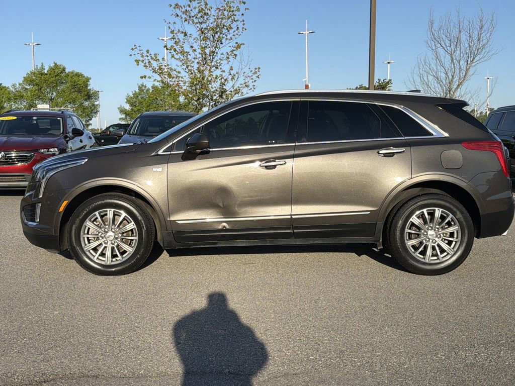 Used 2019 Cadillac XT5 Luxury FWD image 2