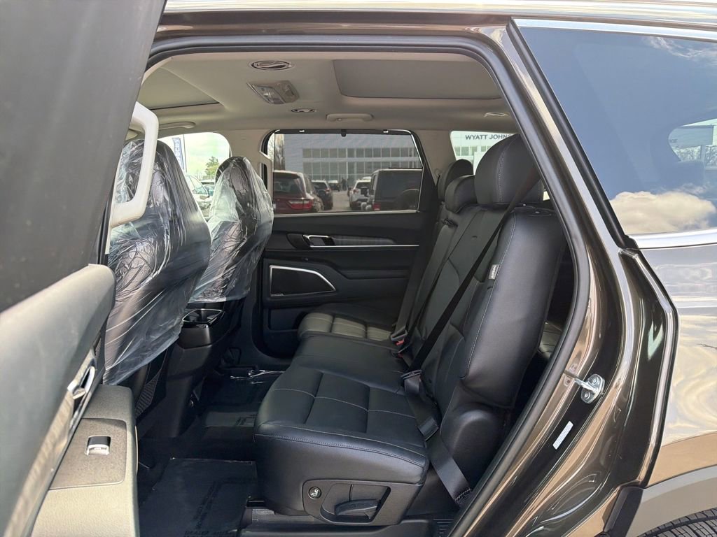 Used 2025 Kia Telluride SX image 26