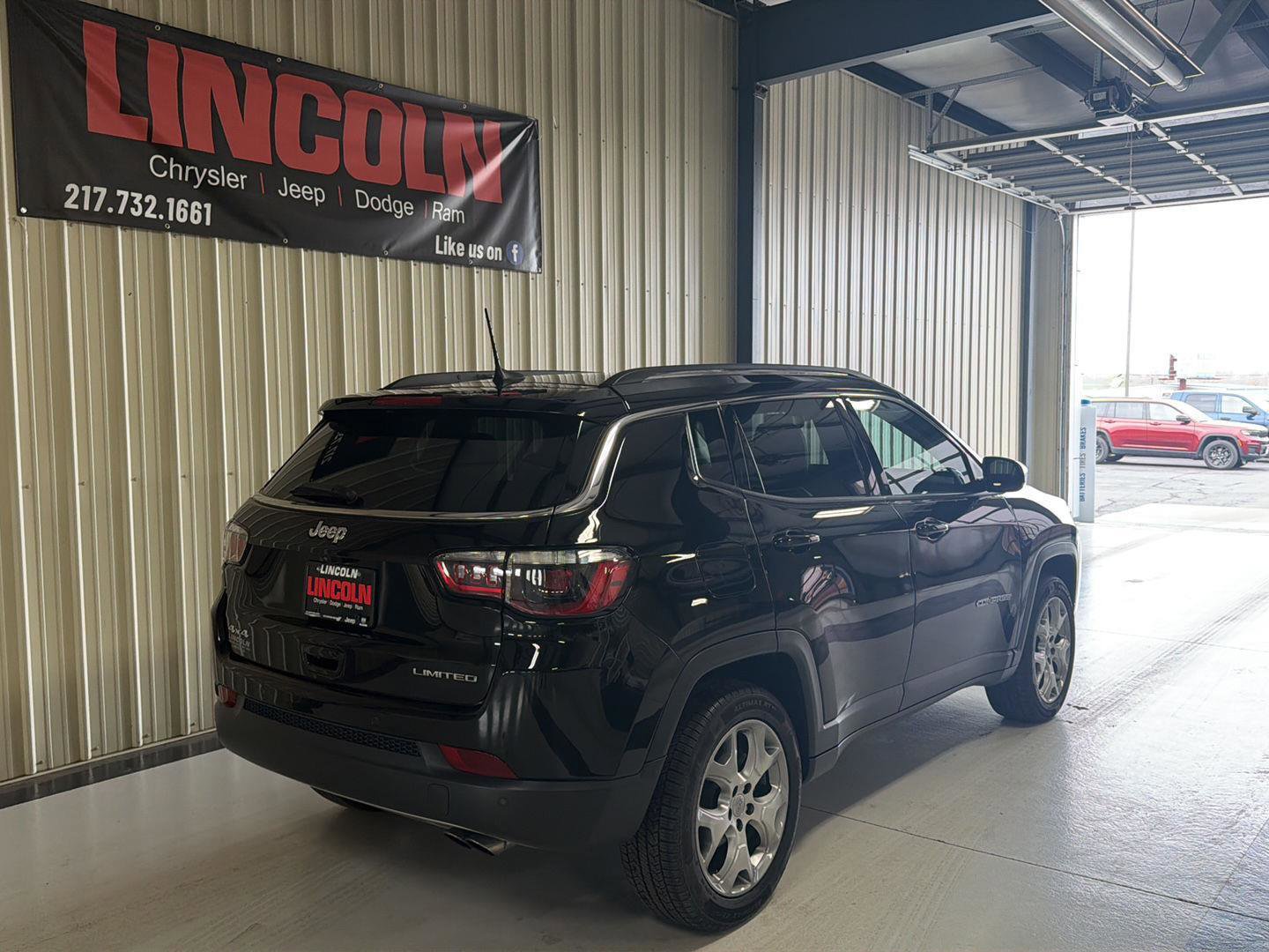 Used 2022 Jeep Compass Limited w/ Sun and Sound Group image 6