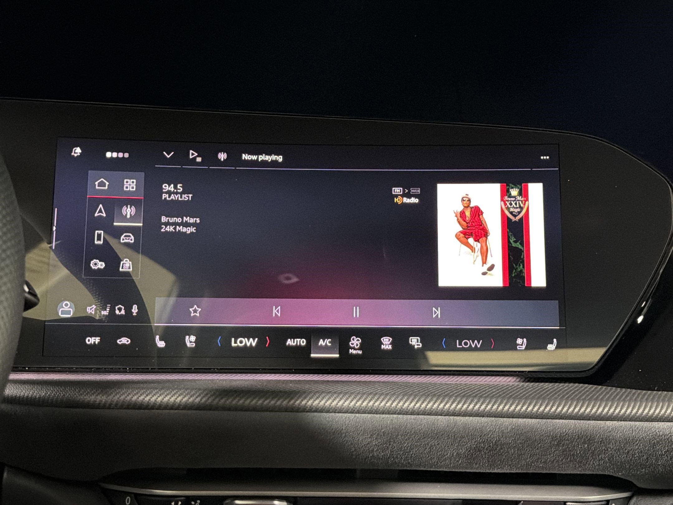 Certified 2025 Audi SQ5 Prestige w/ Prestige Package image 23