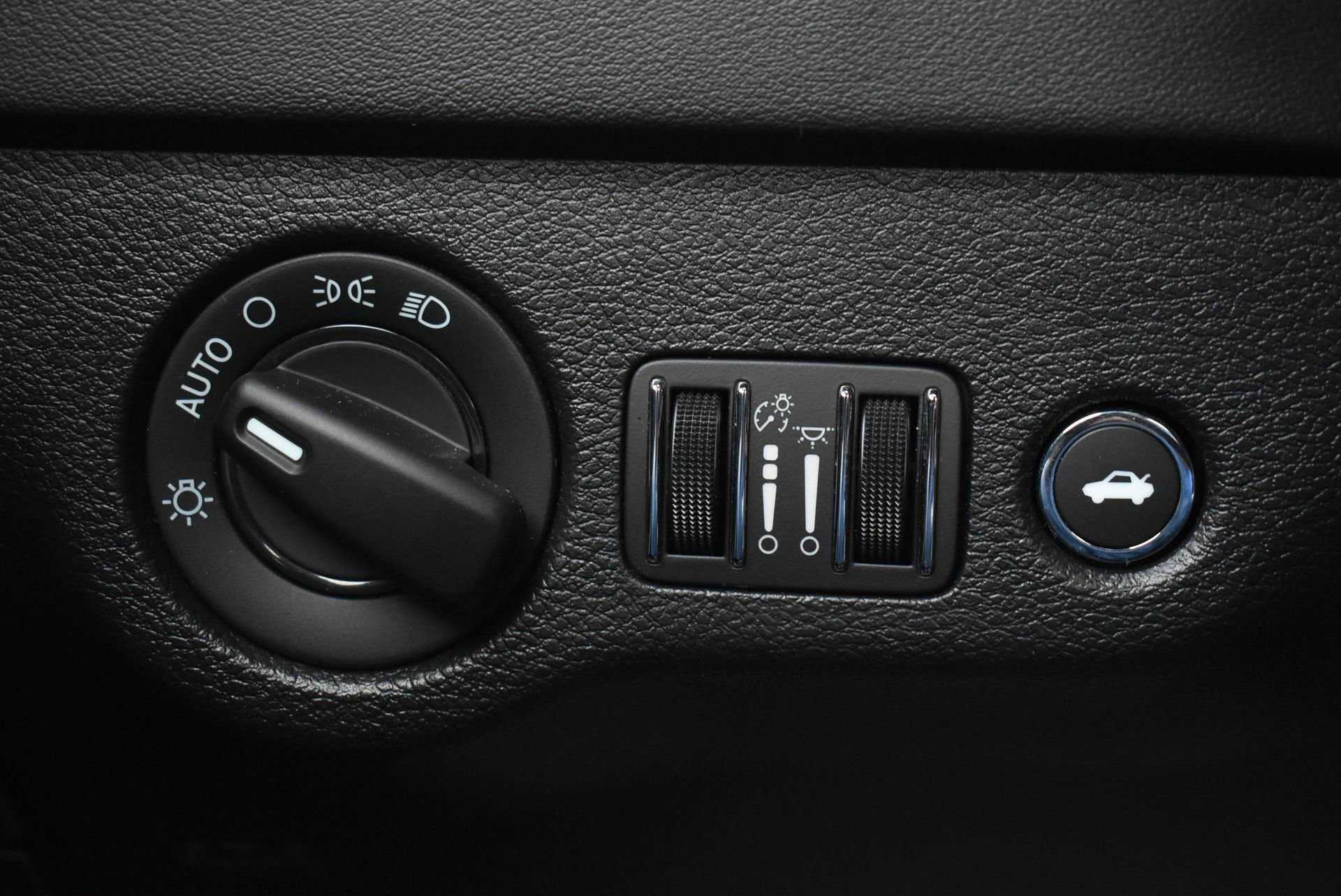 Used 2023 Dodge Charger R/T w/ Daytona Edition Group image 17