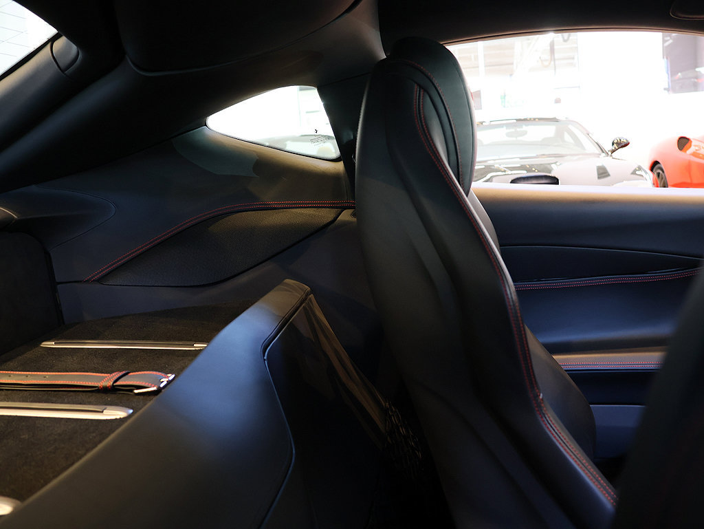 Certified 2018 Ferrari 812 Superfast RWD image 30