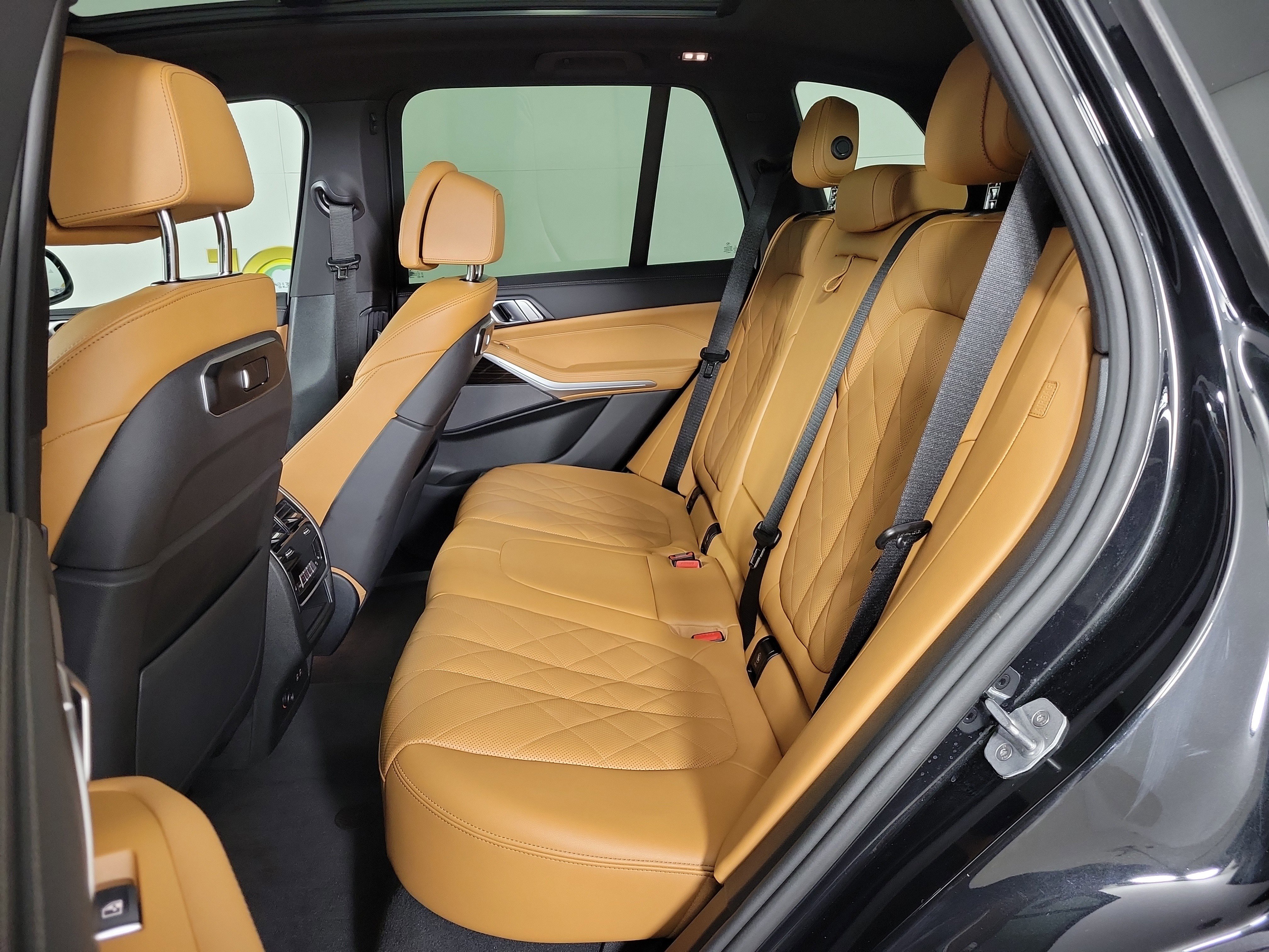 Certified 2025 BMW X5 xDrive50e image 10