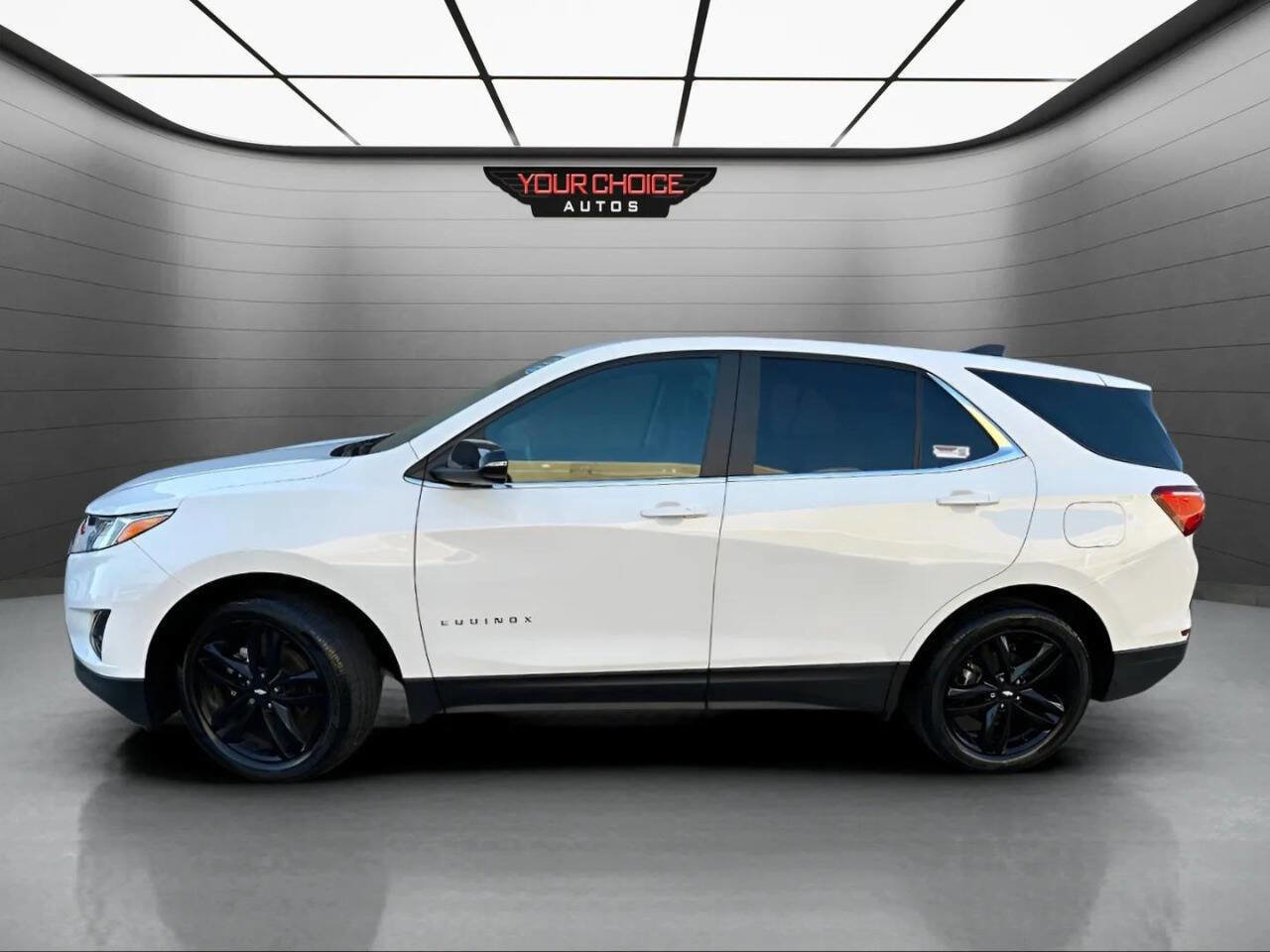 Used 2021 Chevrolet Equinox LT image 2