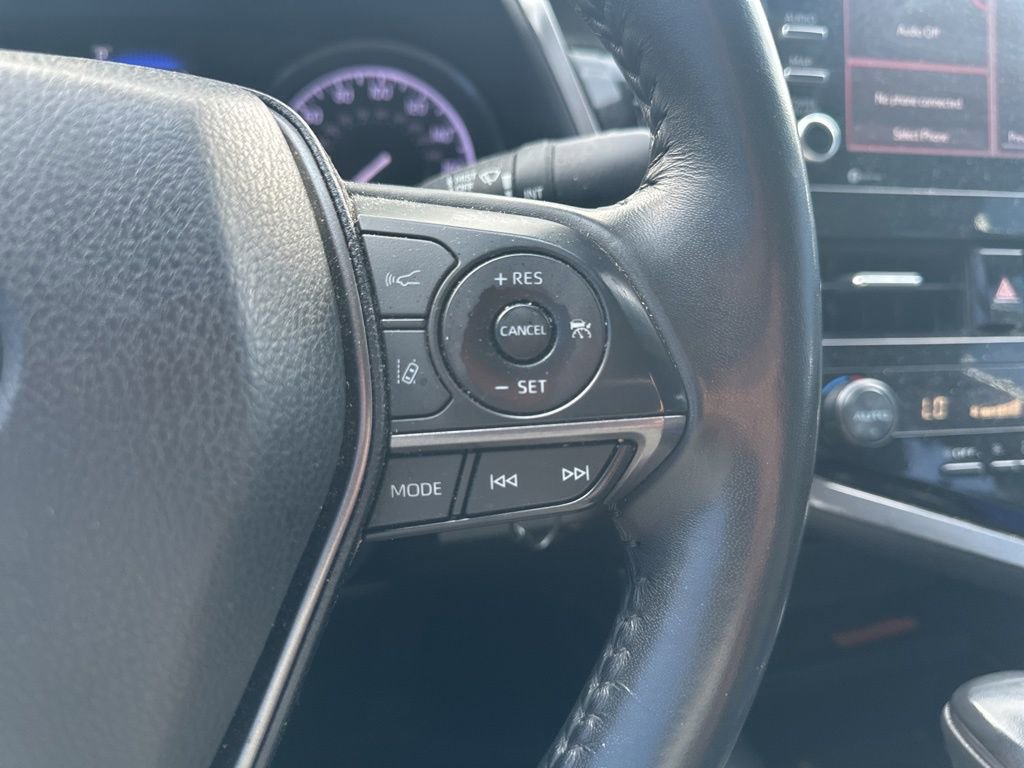 Used 2022 Toyota Camry SE FWD image 22