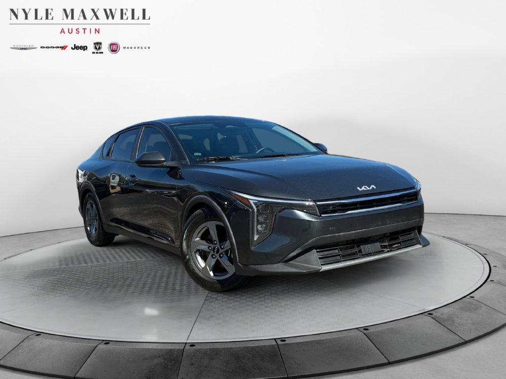 Used 2025 Kia K4 EX FWD image 2