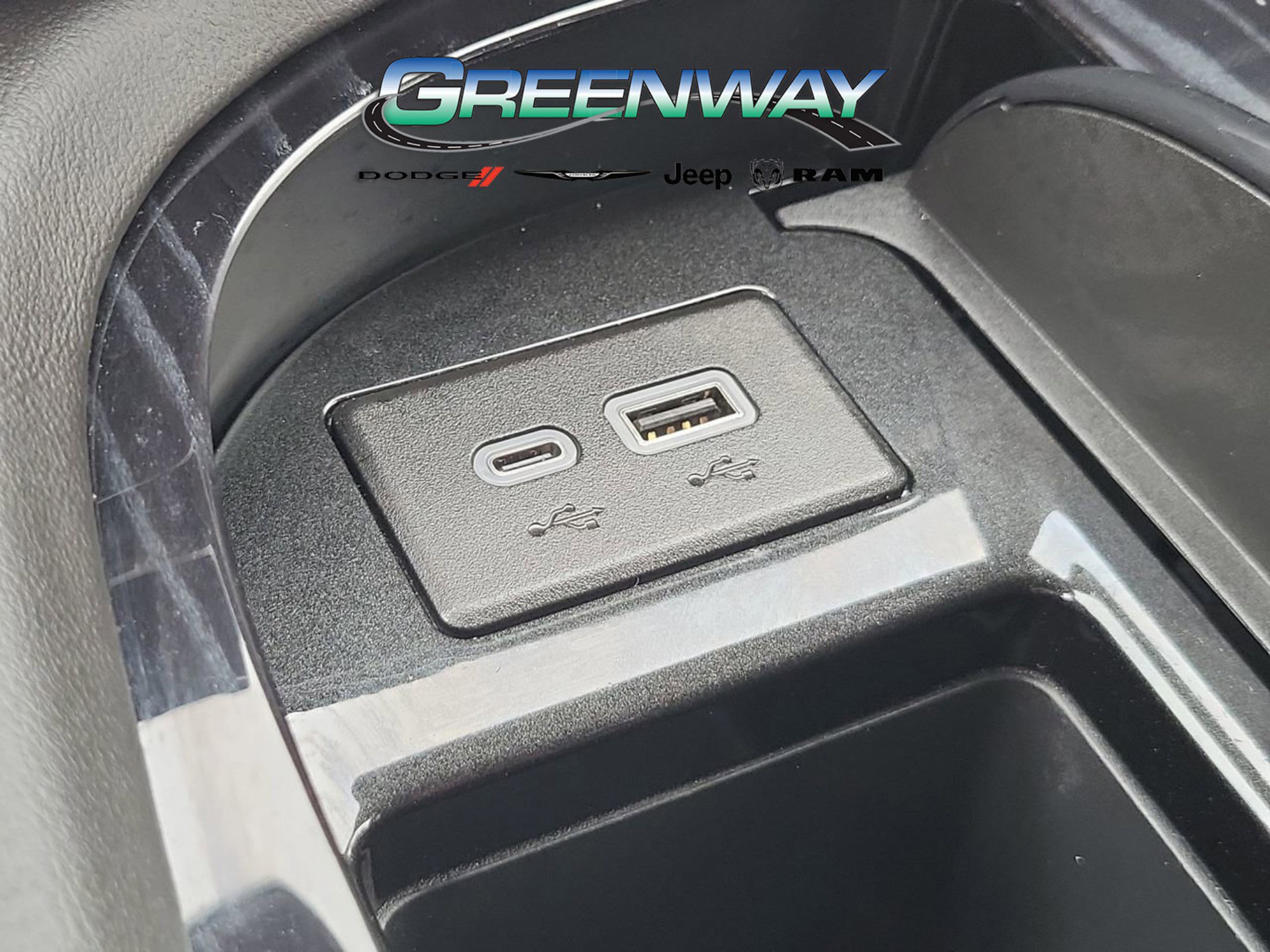 Used 2024 Cadillac Escalade Sport w/ Touring Package image 34