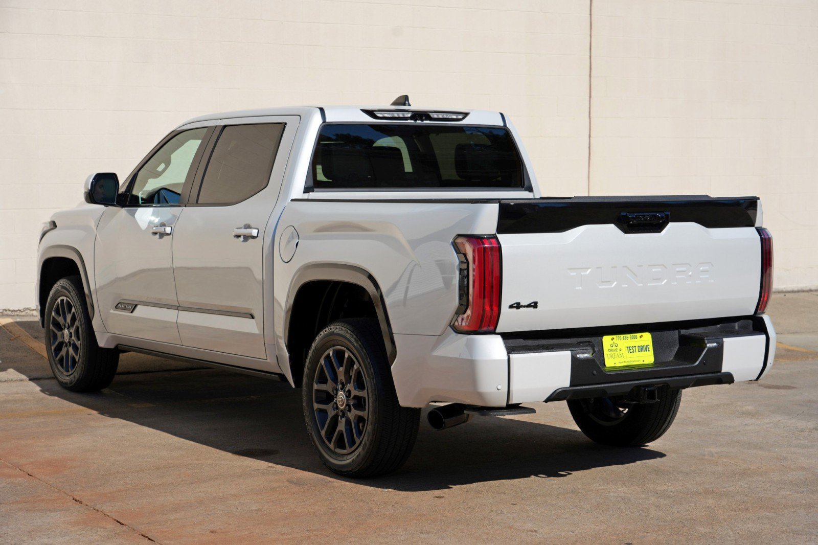 Used 2024 Toyota Tundra Platinum AWD/4WD image 54