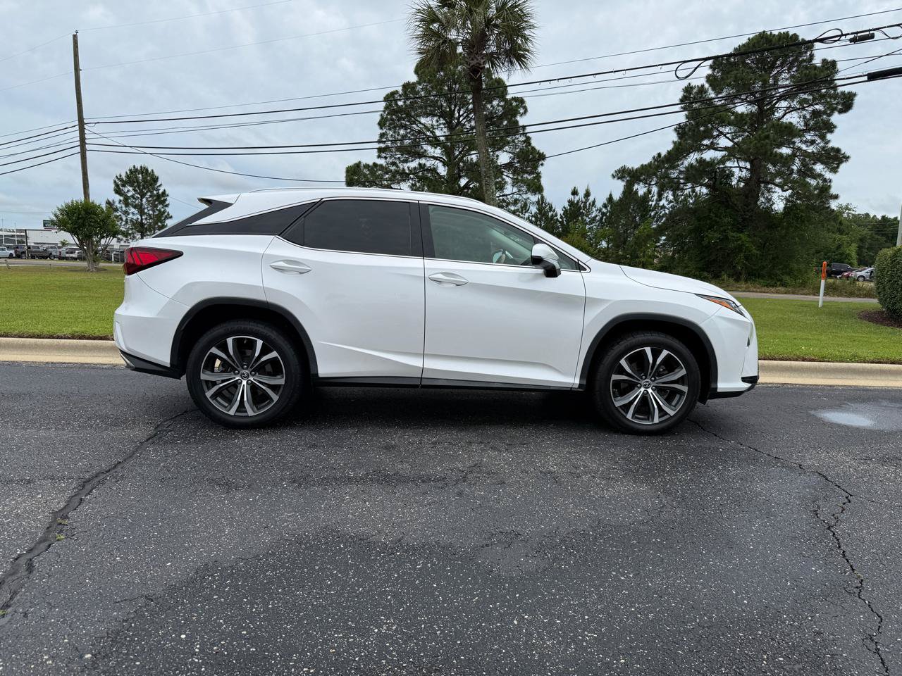 Used 2019 Lexus RX 350 FWD w/ Navigation Package image 5