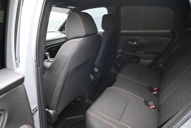 Certified 2025 Honda HR-V Sport image 2
