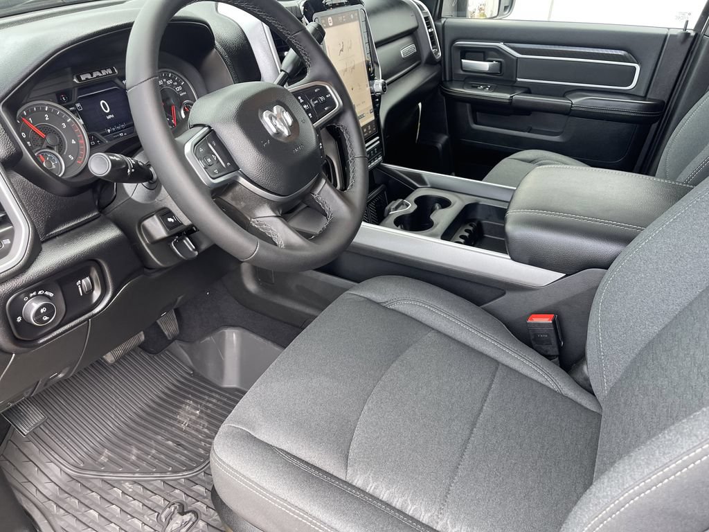 New 2026 RAM 2500 Big Horn AWD/4WD image 12