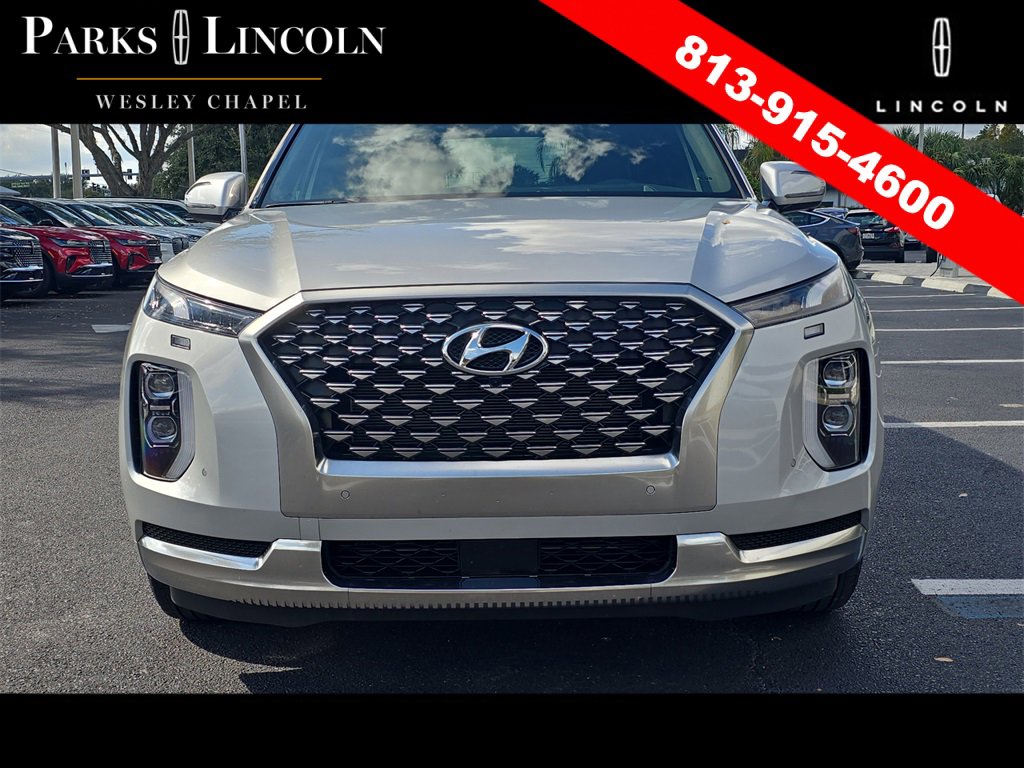 Used 2022 Hyundai Palisade Calligraphy w/ Cargo Package image 2
