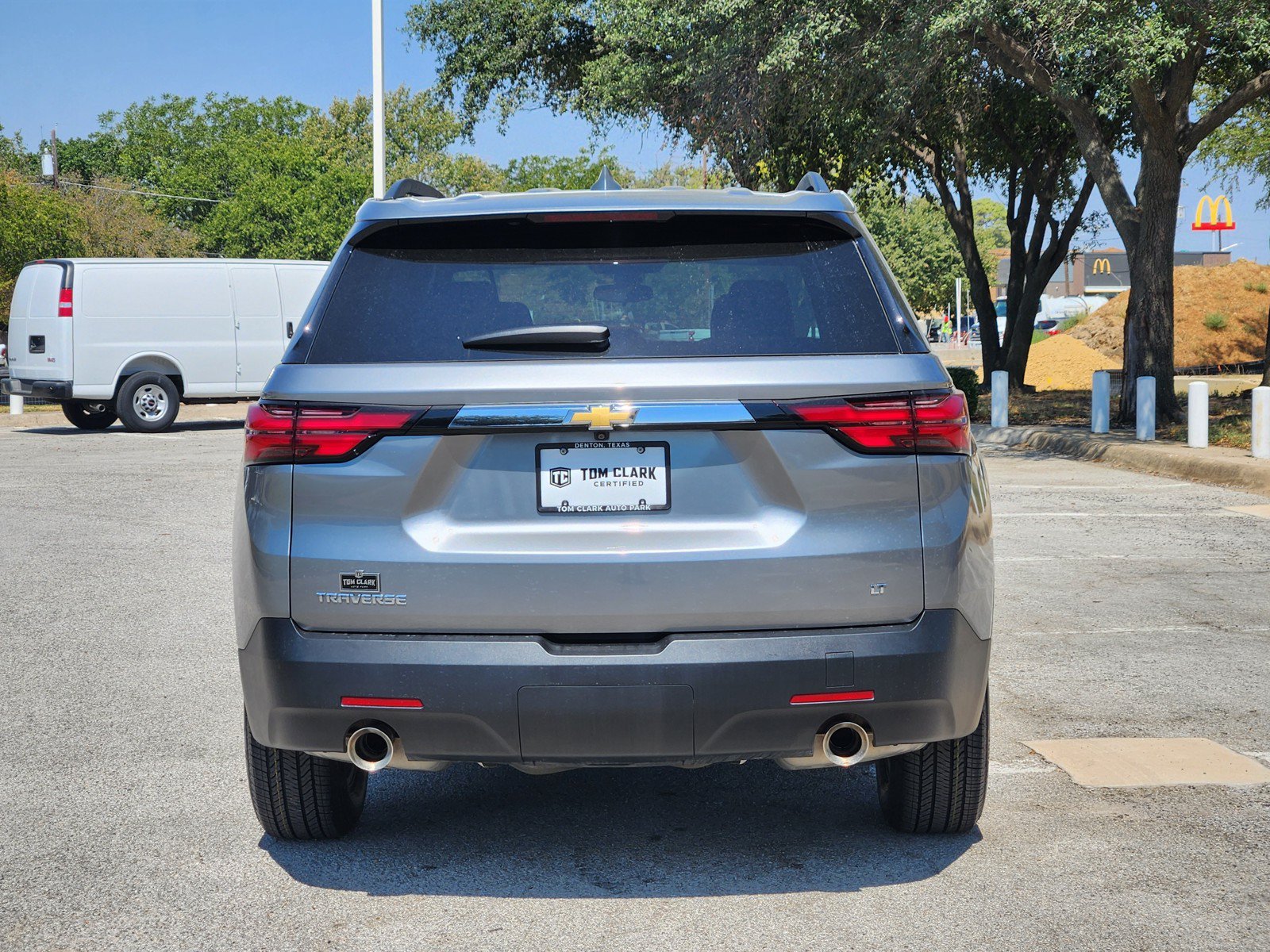 Used 2023 Chevrolet Traverse LT FWD image 32