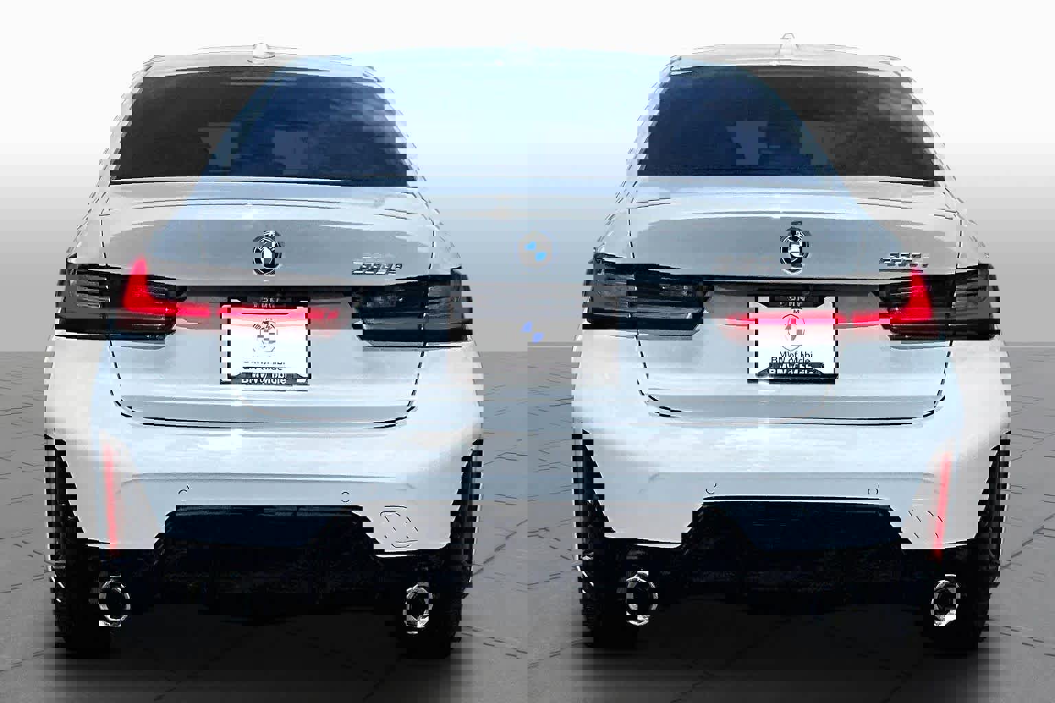 Used 2023 BMW 330e w/ M Sport Package image 4