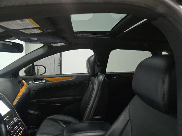 Used 2018 Lincoln MKC Reserve w/ Lincoln MKC Climate Package image 8