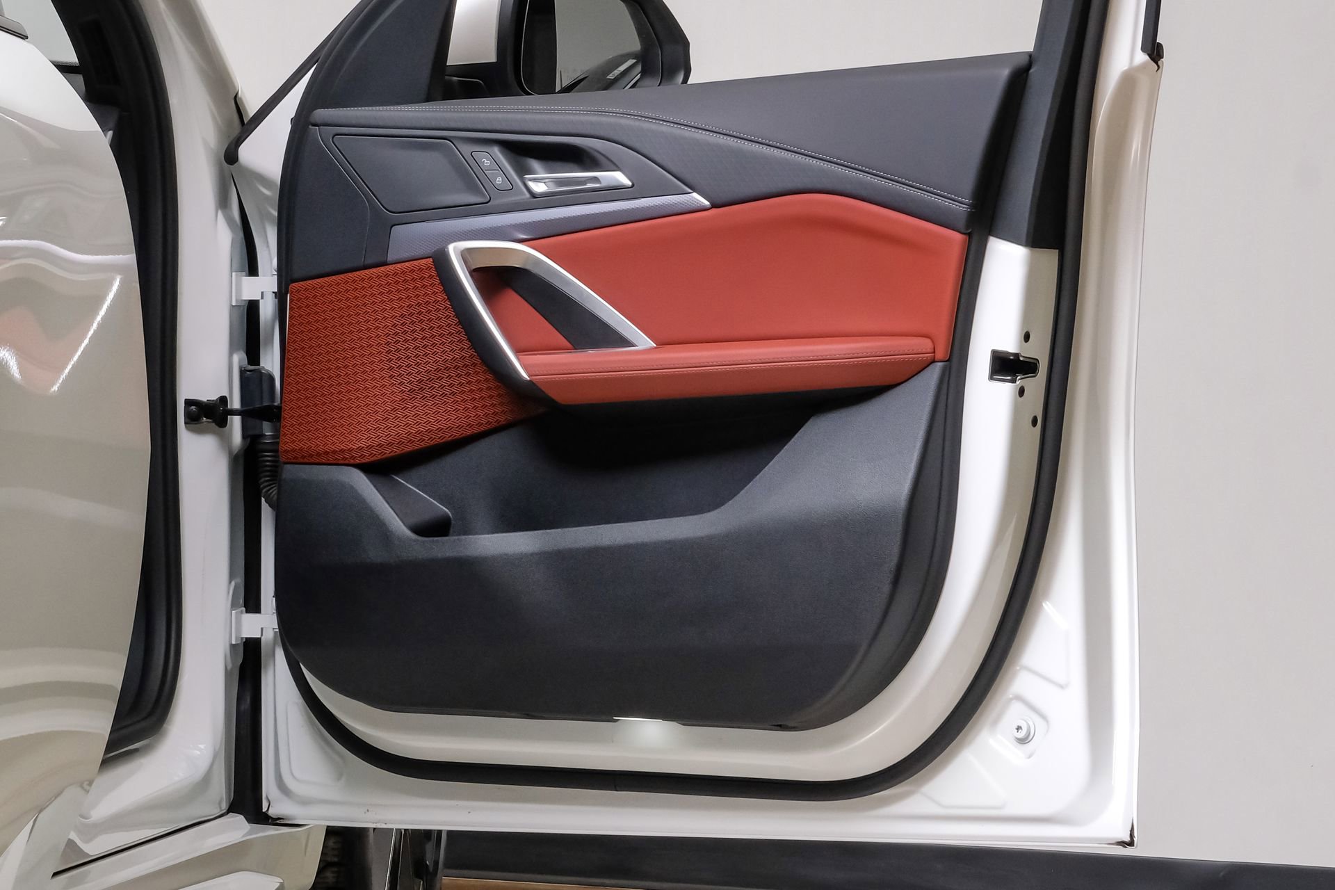 Used 2026 BMW X2 xDrive28i image 46