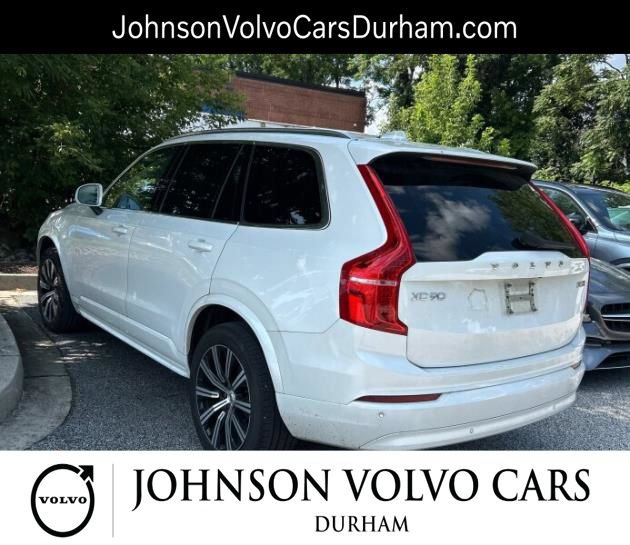 Used 2023 Volvo XC90 B5 Core w/ Climate Package AWD/4WD image 4
