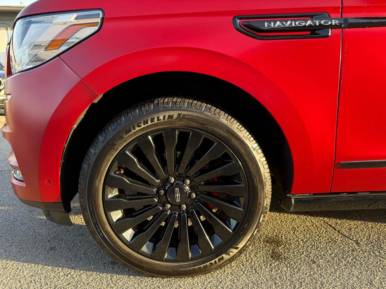 Used 2018 Lincoln Navigator Reserve w/ Technology Package image 14