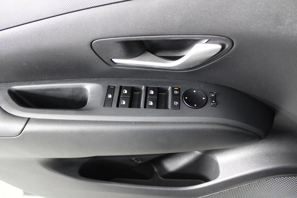 Used 2026 Hyundai Tucson SEL FWD image 24