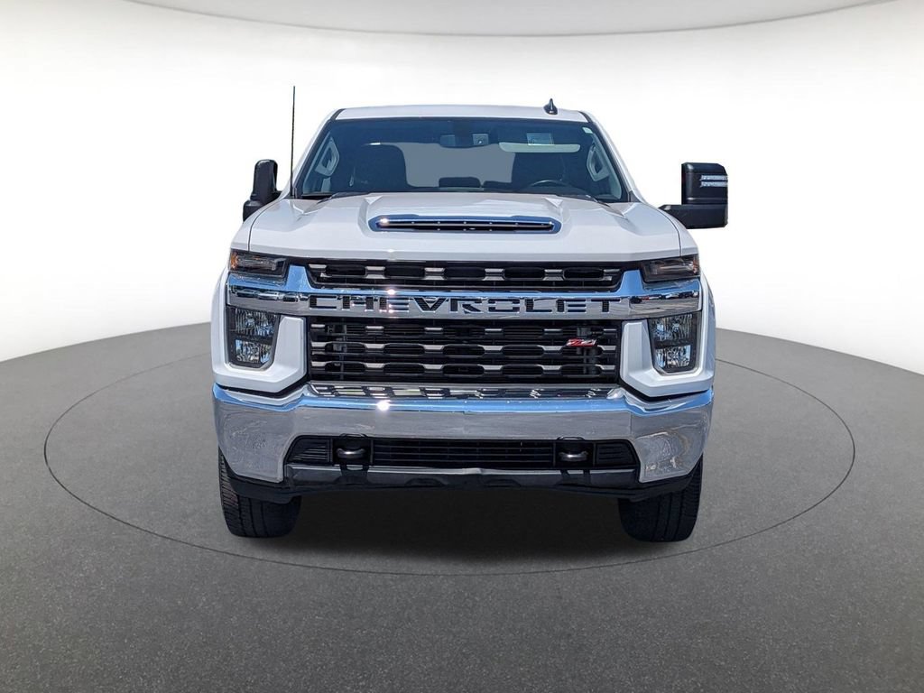 Used 2023 Chevrolet Silverado 2500 LT AWD/4WD image 2