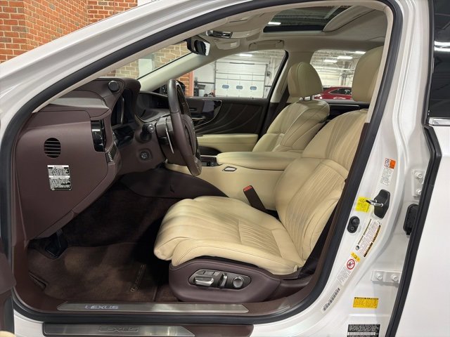 Used 2018 Lexus LS 500 500 Base image 15