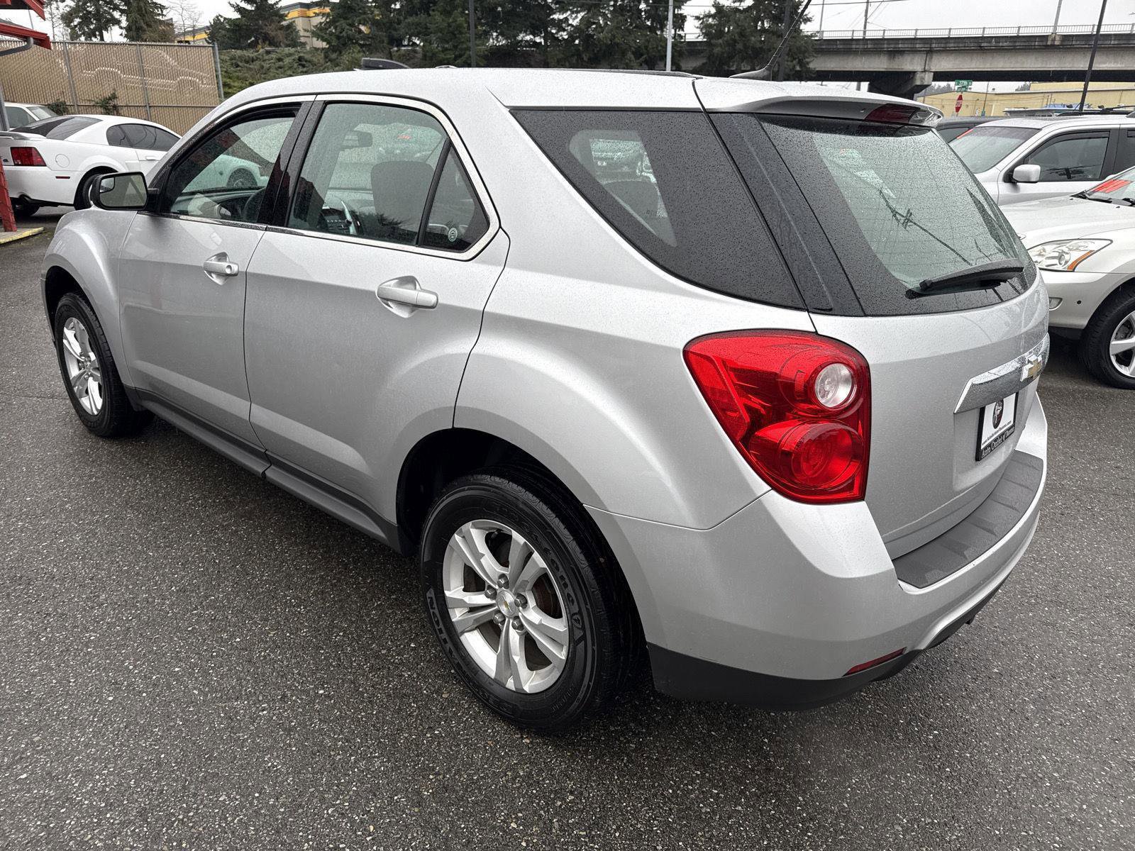 Used 2013 Chevrolet Equinox LS image 10
