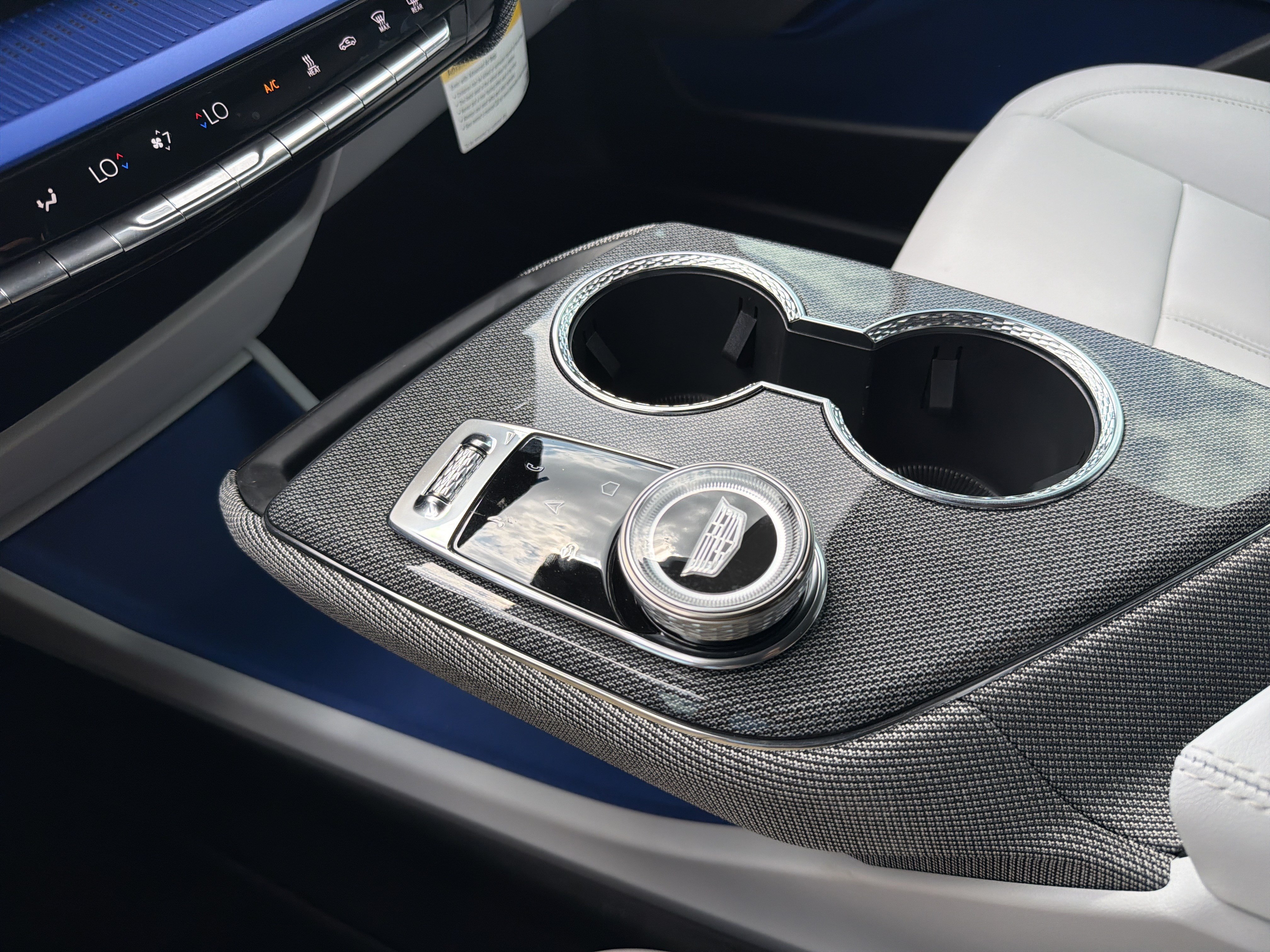 New 2027 Cadillac Optiq Luxury RWD image 27