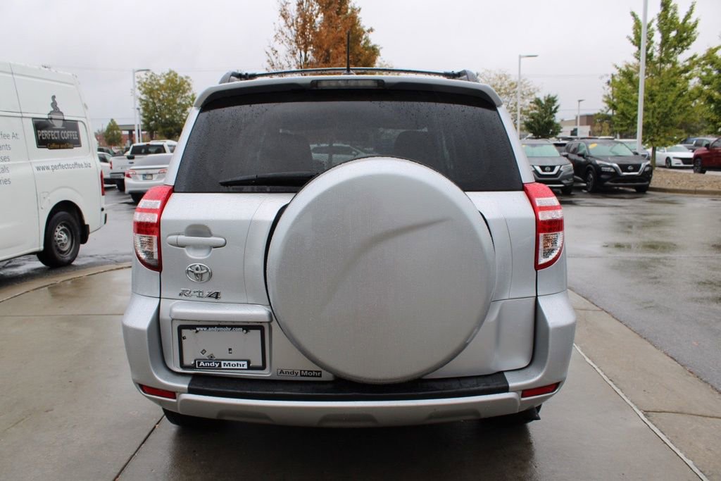 Used 2012 Toyota RAV4 FWD image 8