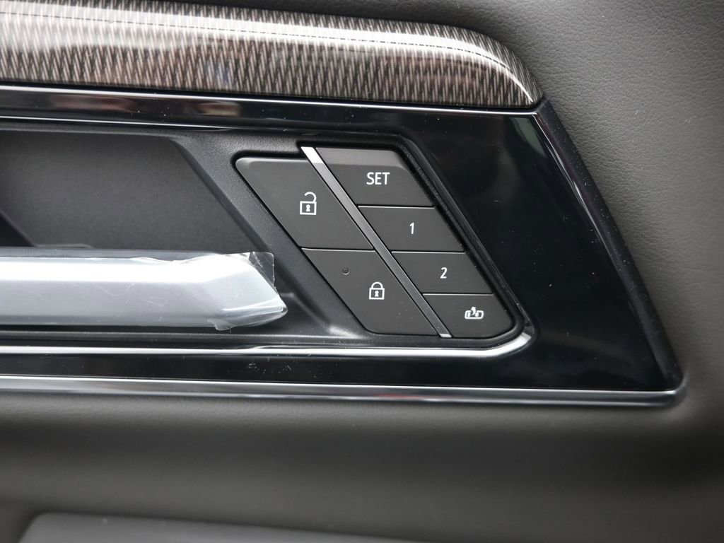 New 2026 GMC Yukon XL Elevation image 17