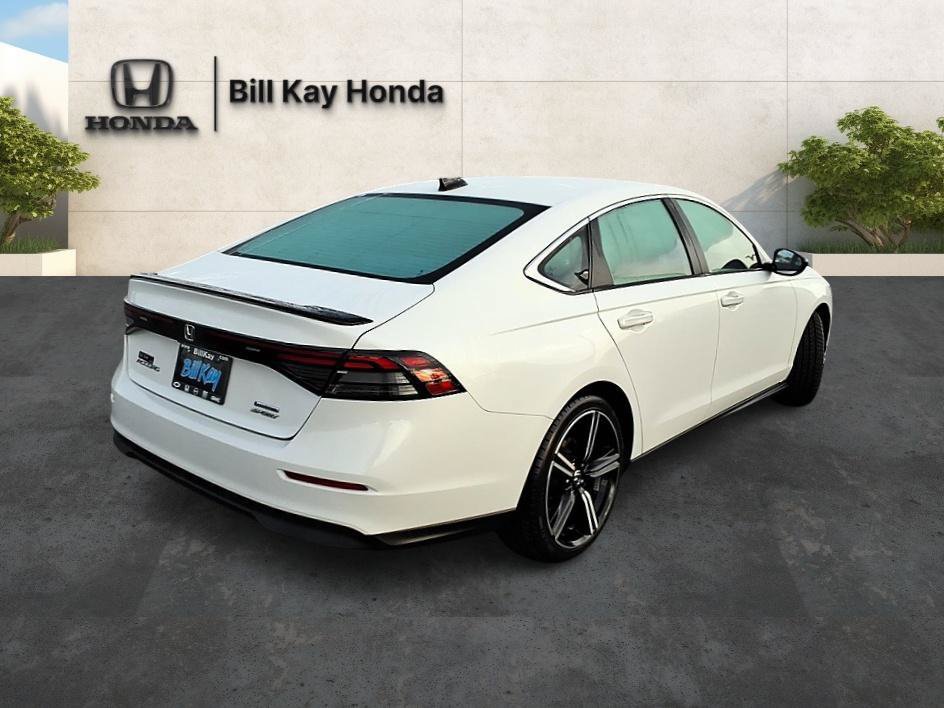Used 2023 Honda Accord Sport image 3