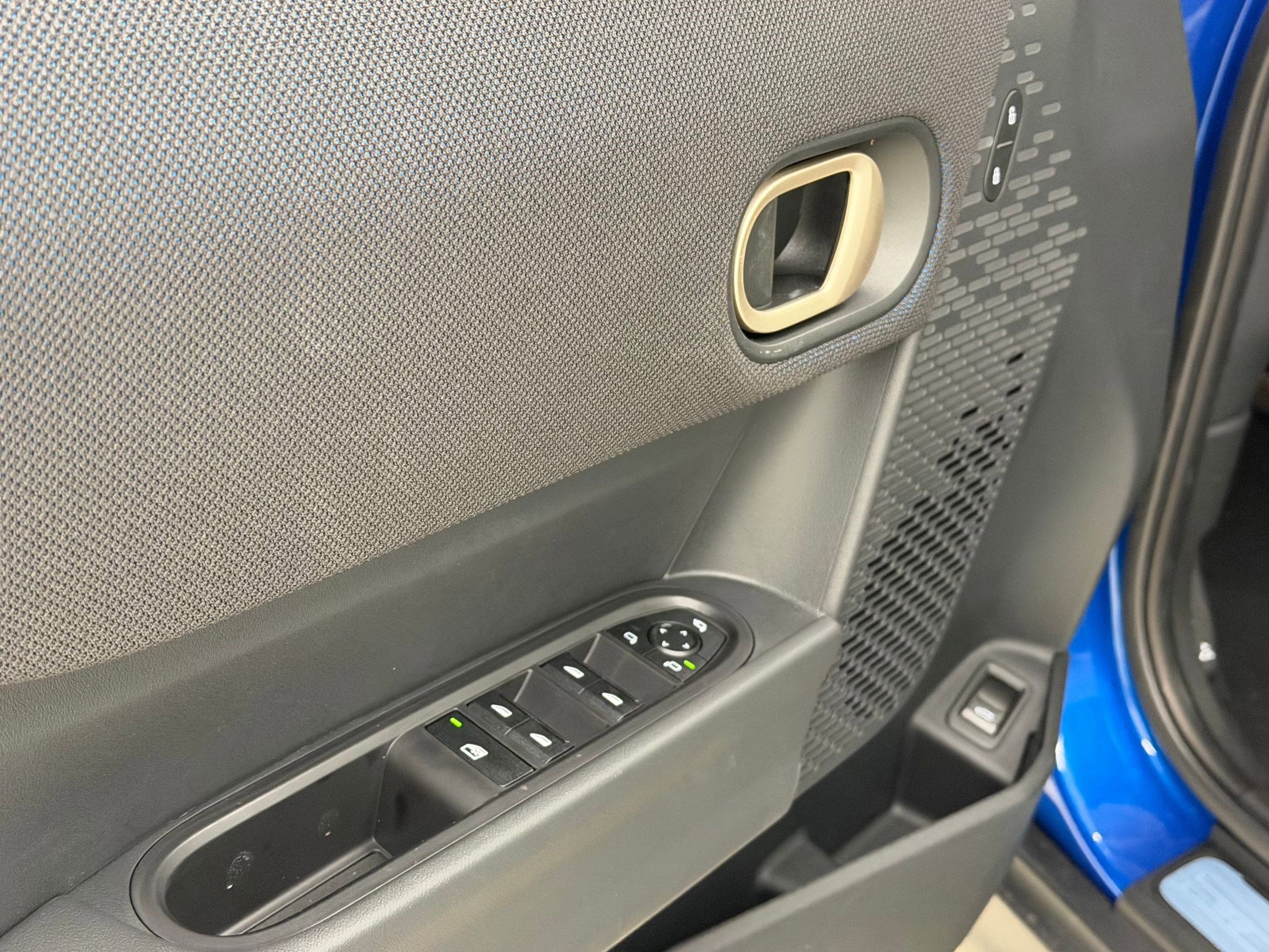 New 2026 MINI Cooper 4-Door Hardtop image 13