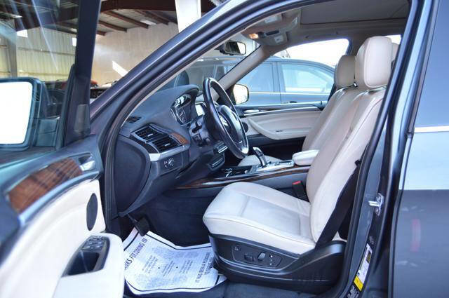 Used 2013 BMW X5 xDrive35i image 12