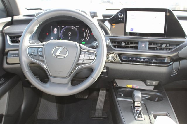 Certified 2025 Lexus UX 300h FWD image 14