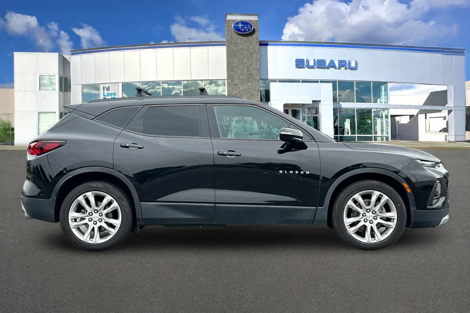 Used 2019 Chevrolet Blazer LT w/ Sun and Wheels Package FWD image 6