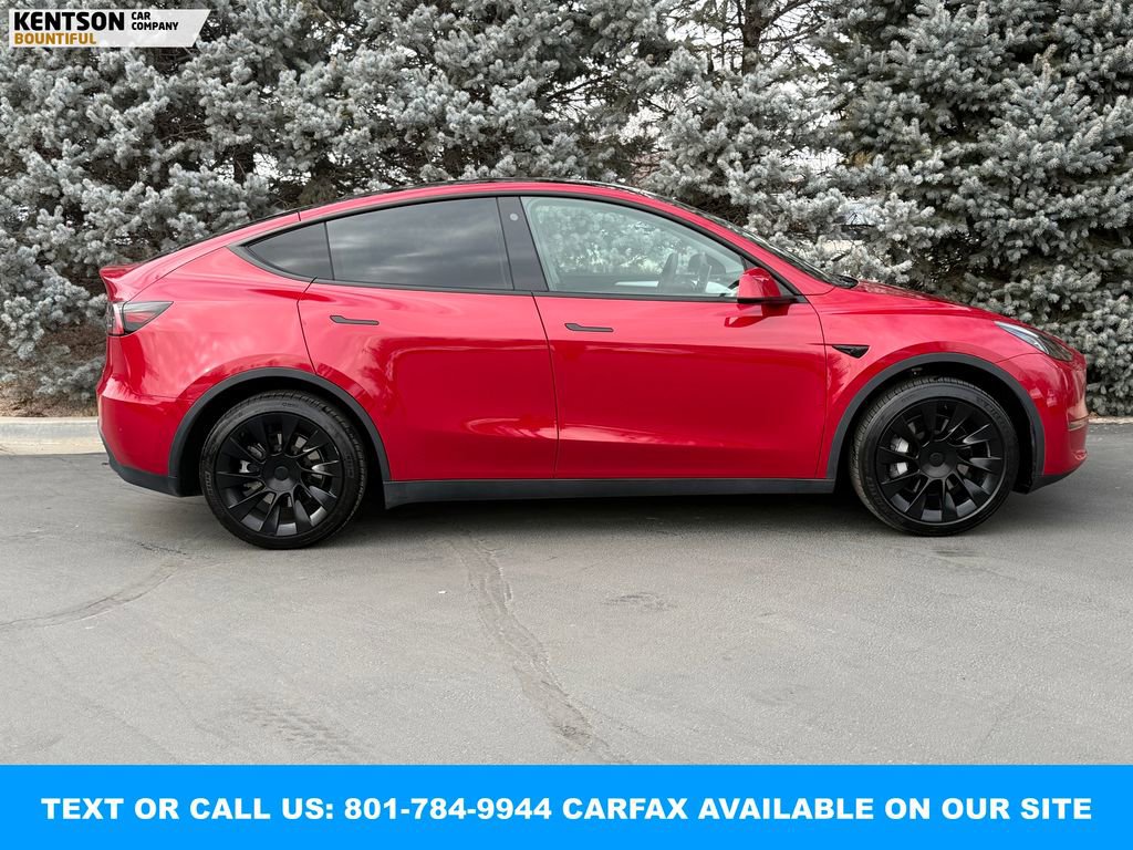 Used 2023 Tesla Model Y Long Range image 9