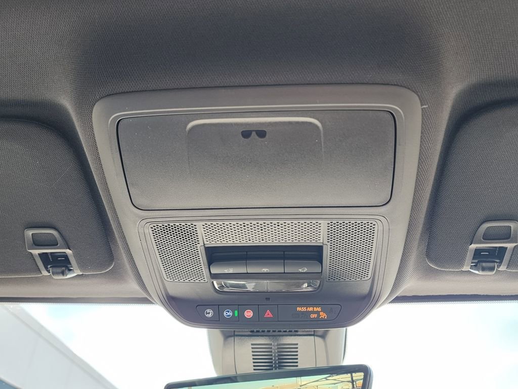 New 2026 GMC Terrain AT4 w/ Convenience Package III image 37