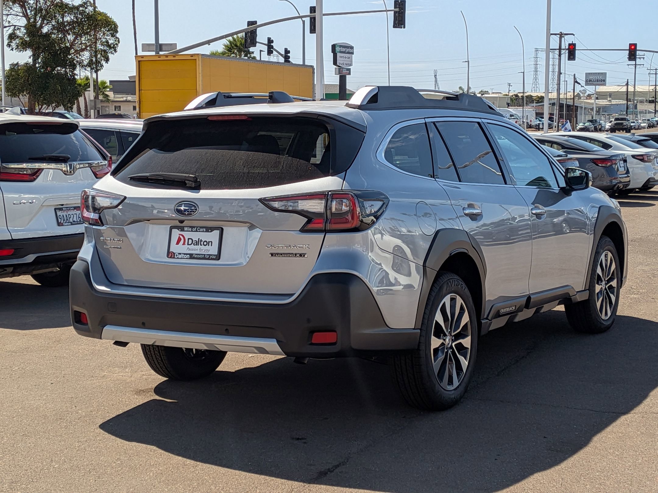 New 2025 Subaru Outback Touring XT image 4