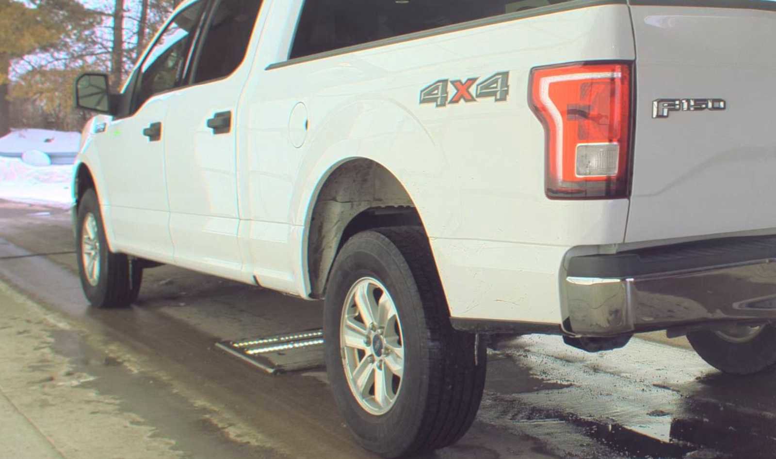 Used 2017 Ford F150 XLT image 29