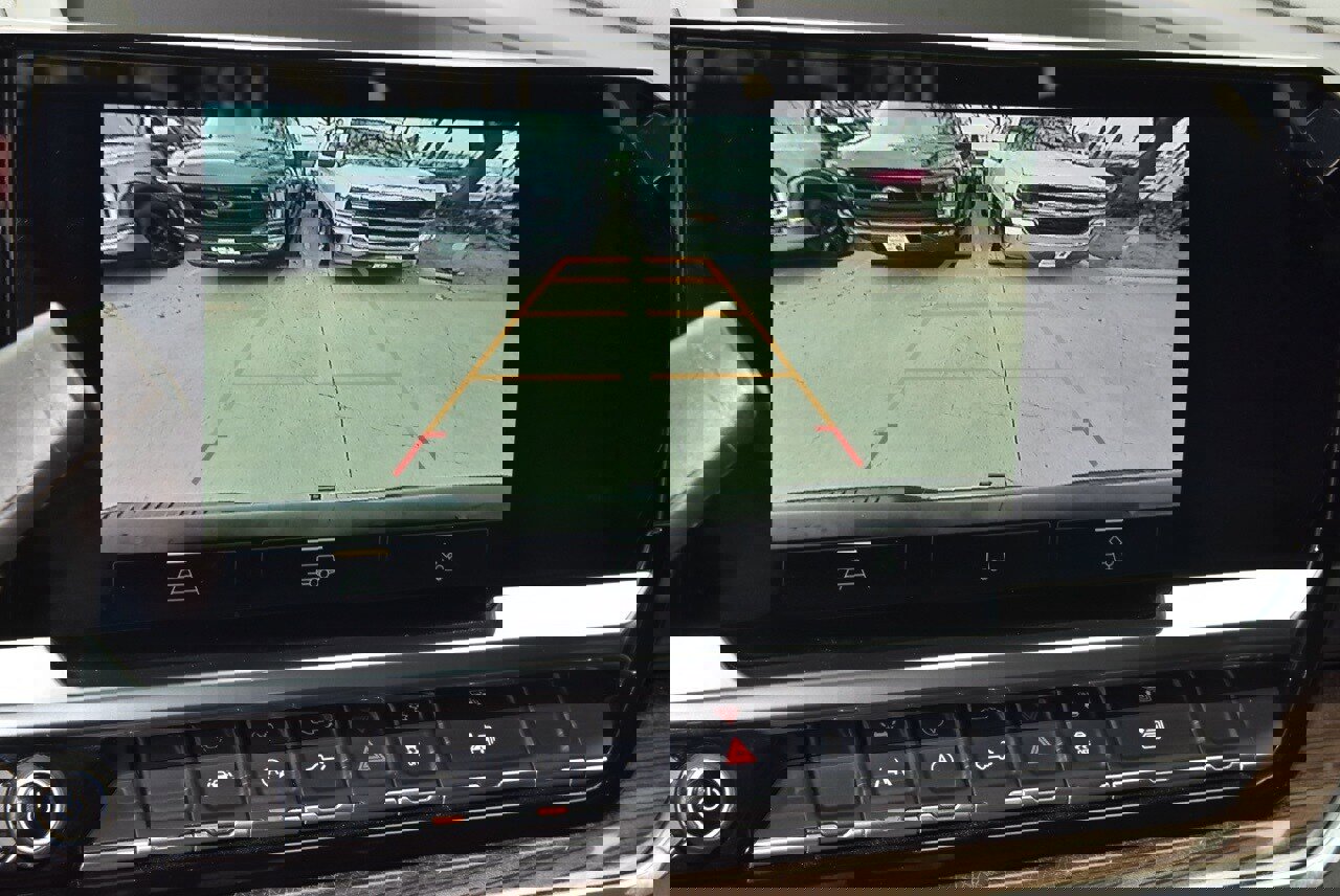 Used 2025 Chevrolet Silverado 1500 LT w/ Texas Edition Plus image 28