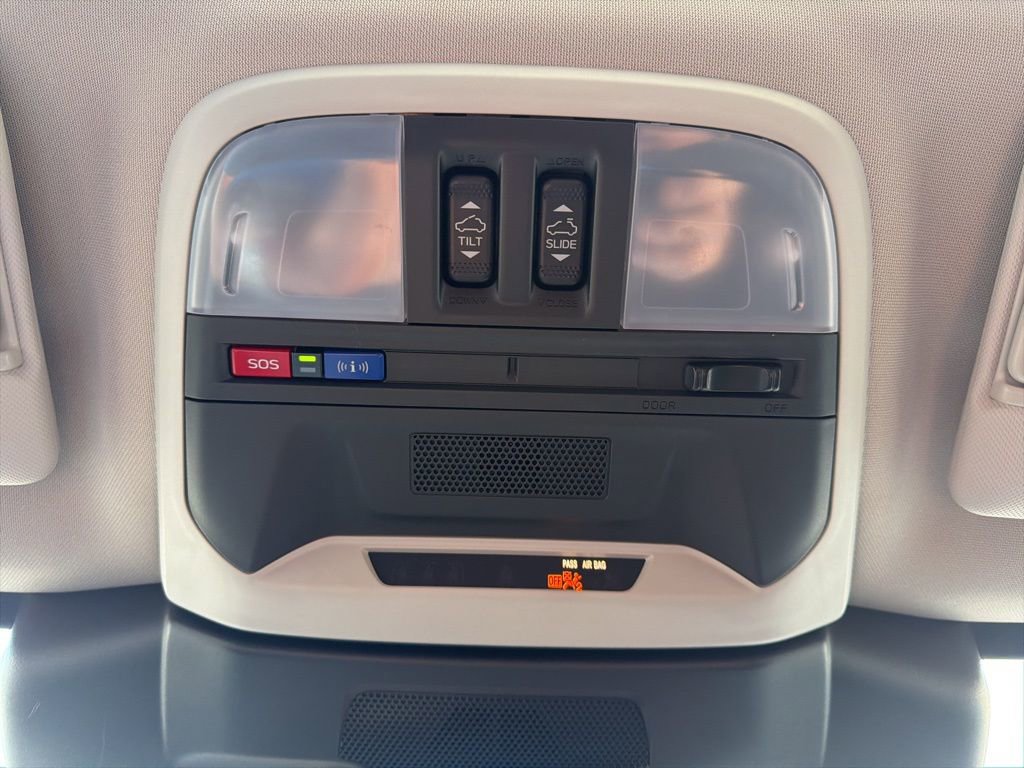 Certified 2025 Subaru Crosstrek 2.0i Premium image 38