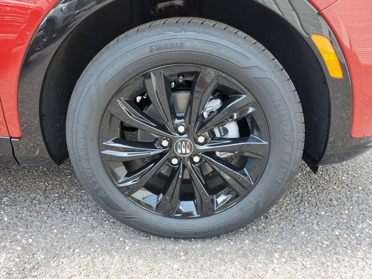 New 2026 Buick Envista Sport Touring w/ Convenience II Package FWD image 6
