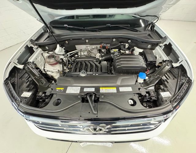 Used 2021 Volkswagen Atlas Cross Sport SEL R-Line image 28