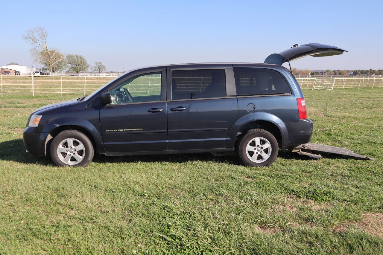 Used 2009 Dodge Grand Caravan SE w/ Climate Group image 14