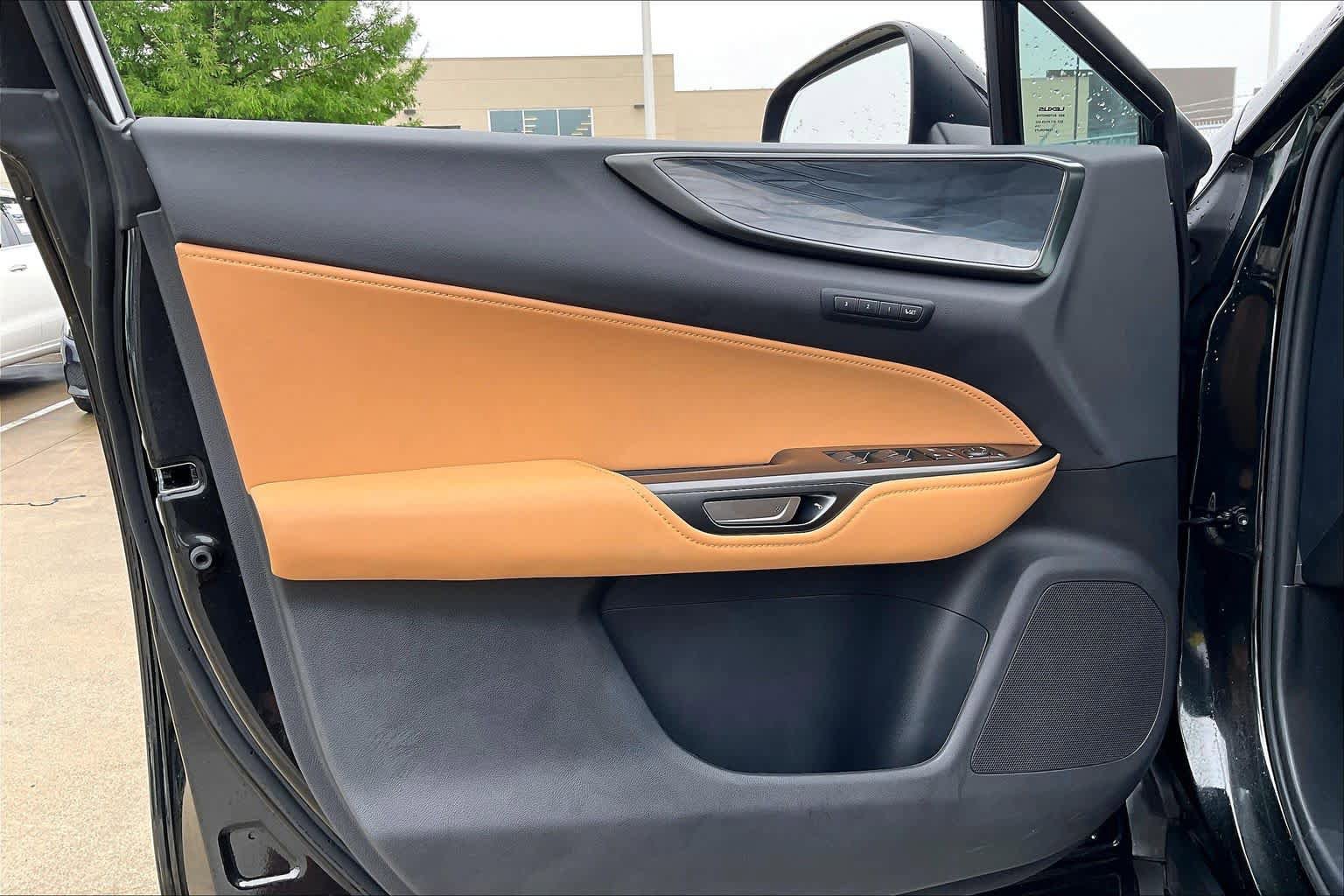 Used 2024 Lexus NX 250 FWD image 19