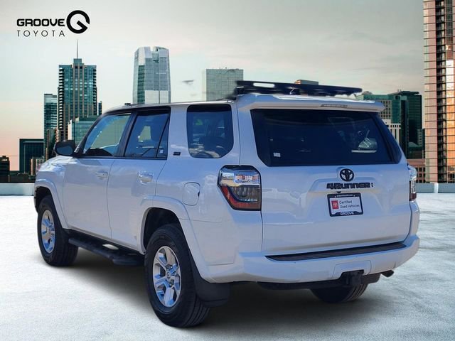 Used 2022 Toyota 4Runner SR5 Premium image 3